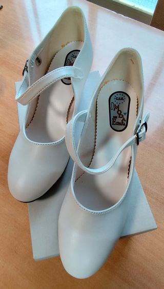 Zapatos Flamenco Amateur Blancos