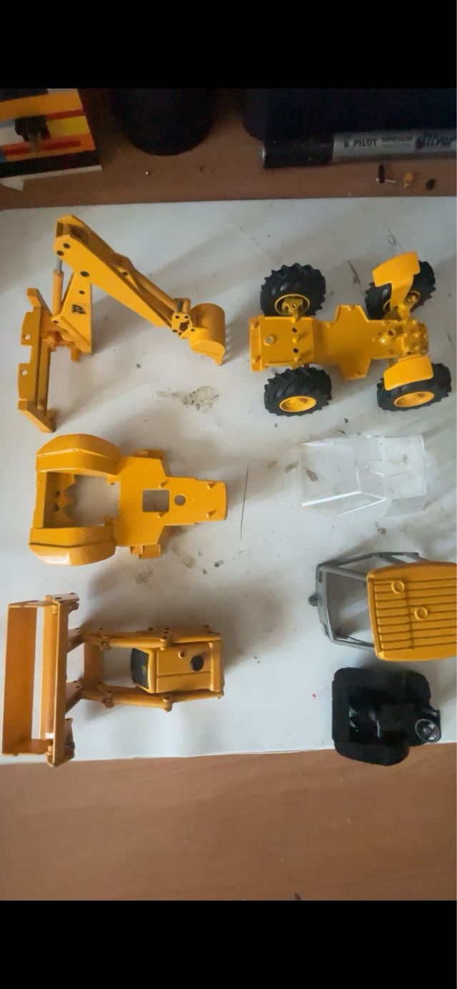 Excavadora JCB Joal 1:35