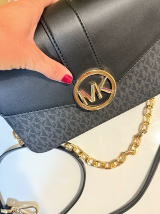 Bolso Michael Kors Negro y Dorado