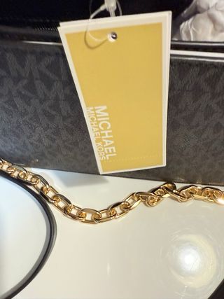 Bolso Michael Kors Negro y Dorado