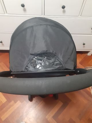 Silla de paseo Yoya ligera
