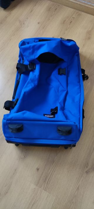 Maleta Eastpak 80L Unisex Azul