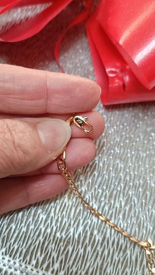 Cadena cubana dorada