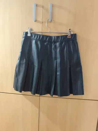 Falda tablas Hollister negra talla S