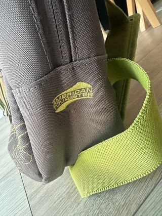 Mochila American Tourister Marrón y Verde