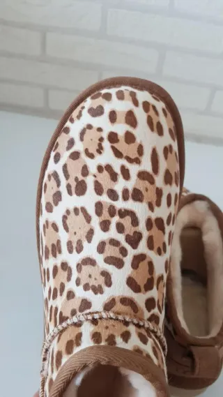Botas UGG Animal Print