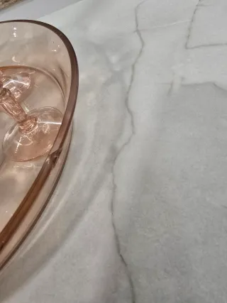 Set di bottiglie di liquore in cristallo rosa antico