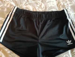 Pantalón corto deportivo Adidas negro