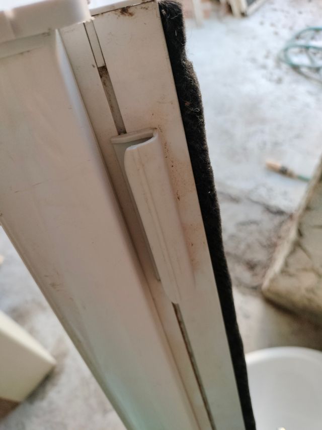 Mosquitera para ventana o puerta