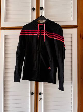 Chaqueta Adidas Negra y Fucsia