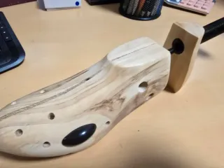Horma de madera para zapatos