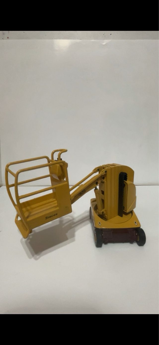 Elevadora Grove Joal 1:25