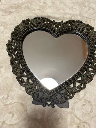 Espejo Corazón Metal Negro y Marrón