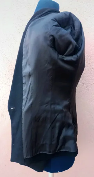 Americana negra Purificación García