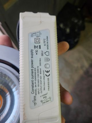 Foco LED Empotrable y dirigible