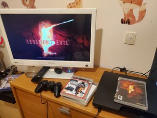 Consola PS3 Slim 150GB + 4 Juegos + Mando