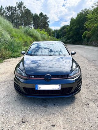 Volkswagen Golf VII GTI Performance