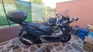 Honda Forza 300 scooter