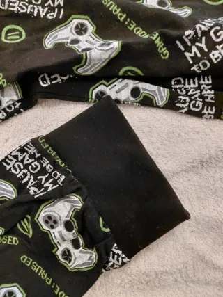 Pijama Entero Gamer onsie 15-16 años