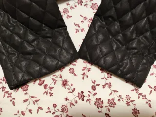 Chaquetón acolchado Punto Roma color chocolate.