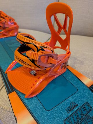 Tabla, fijaciones y botas Snowboard Niño