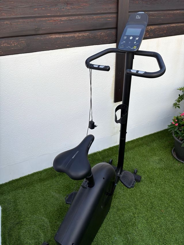Bicicleta Estática Plegable Negra