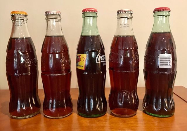 Botellas Coca Cola diferentes países ￼