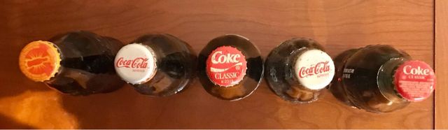 Botellas Coca Cola diferentes países ￼