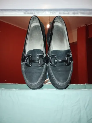 Zapatos negros mujer.