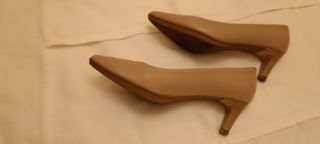 Zapato salón de mujer
