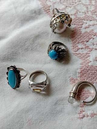 Plata de Ley Colgante y Anillo