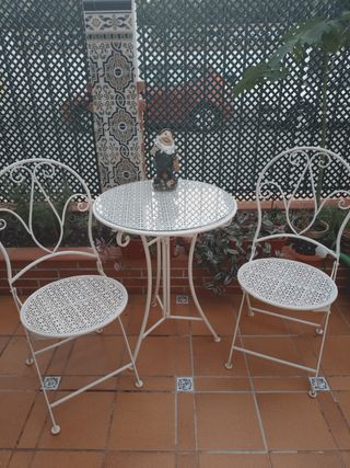 Tavolo da giardino/patio e 2 sedie, in ferro battuto