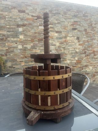 botellero prensa  de vino antigua de madera
