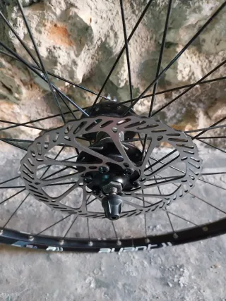 Rueda delantera 27.5 con disco