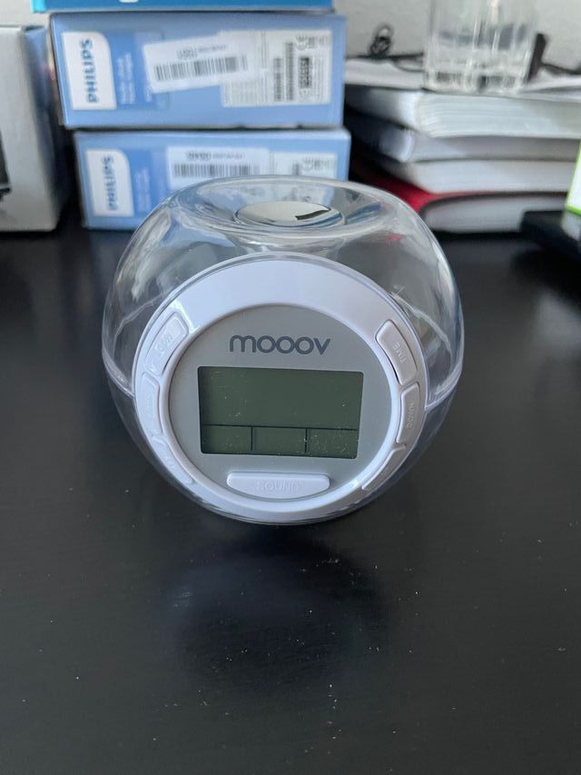 Despertador Mooov con luz y sonidos naturales