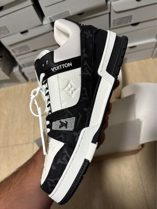 Louis Vuitton Trainer Zapatillas Negras Blancas