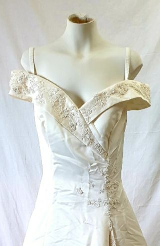 M1 - Vestido de Novia Vintage. Disfraz. Talla 40
