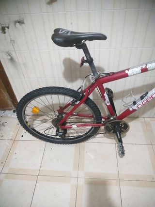 Bicicleta de montaña AGCE, 26 pulgadas 