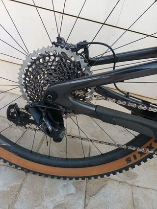 Bici Enduro Carbono