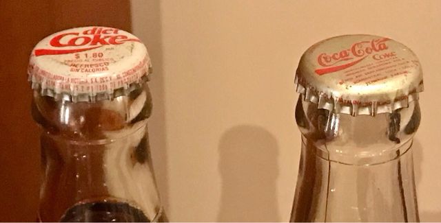 Bottiglie di Coca Cola provenienti da diversi paesi