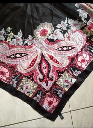 Foulard Solo Soprani vintage anni 80-90,88x88 cm