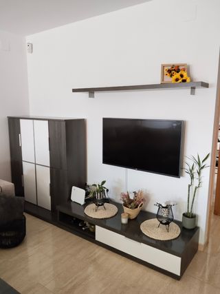 Mueble salón y mesita auxiliar