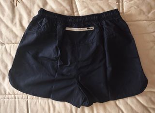 Pantalón corto deportivo azul