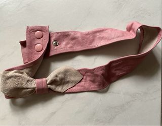 Cintura bambina pelle rosa con fiocco
