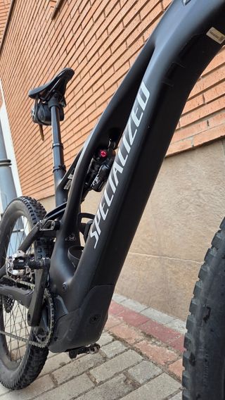 Bicicleta Specialized Turbo Levo Comp Carbono
