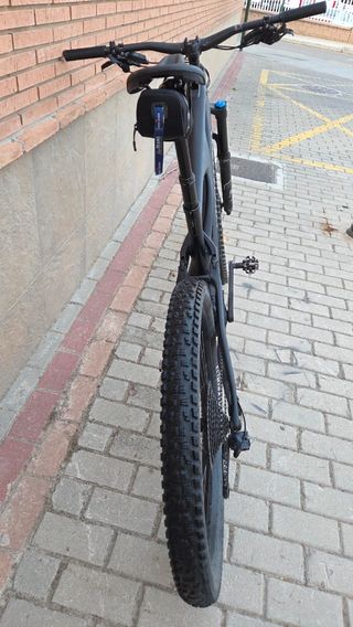 Bicicleta Specialized Turbo Levo Comp Carbono