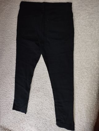 Pantalón vaquero negro