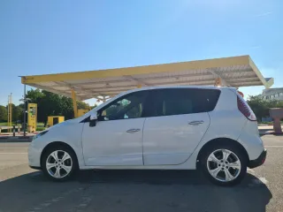 Renault Scenic 2011