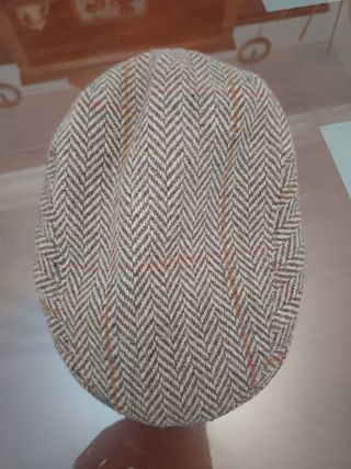 Gorra de lana con diseño de espiga