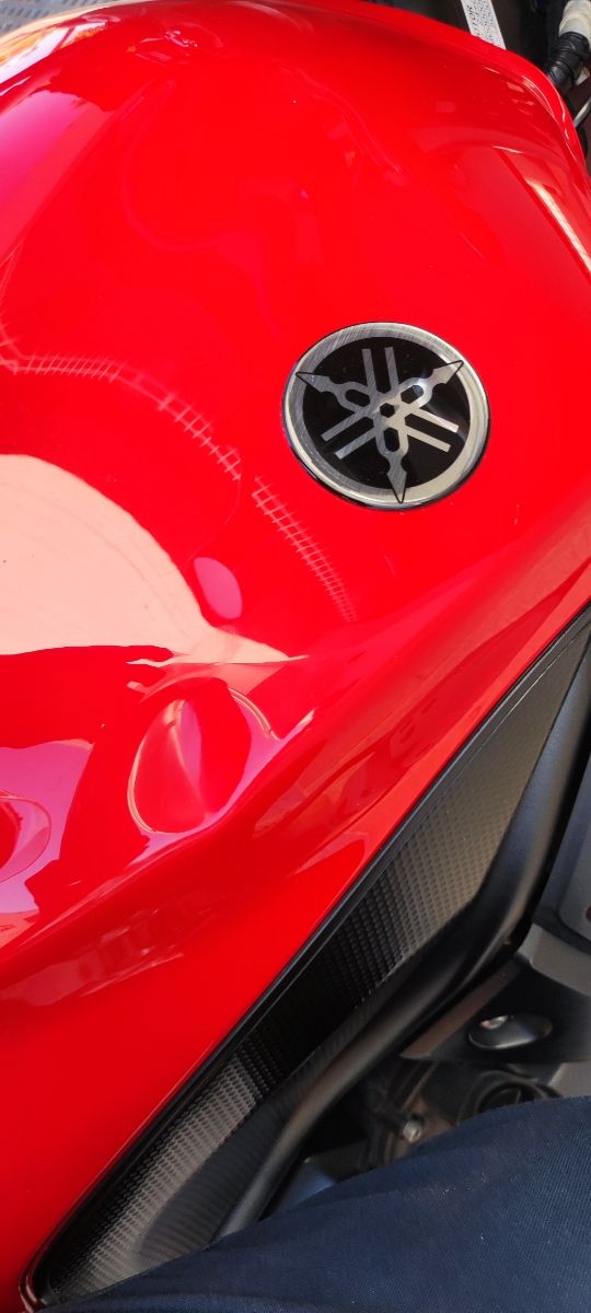 Yamaha XJ6 con 25.000km del 2012